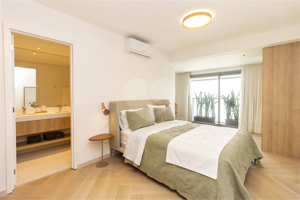 Duplex com 159m² à venda com 2 suítes, 1 dormitório, 1 escritório e 2 vagas de garagem nos Jardins