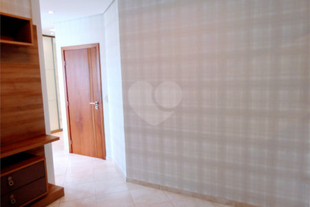 Casa à venda com 3 suítes no condomínio Residencial Jardim América, Vinhedo - SP