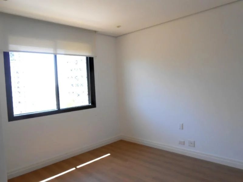 Apartamento à venda com 4 suítes em Vila Suzana, São Paulo, SP