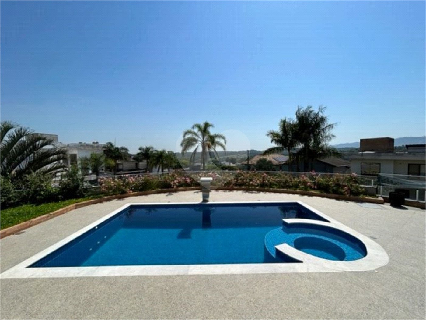 Casa à venda com 4 suítes no condomínio Aruã Eco Park, Mogi das Cruzes - SP