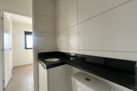 Apartamento à venda com 2 quartos em Vila Mazzei, São Paulo, SP