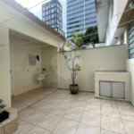 Sobrado para alugar com 3 quartos, sendo 2 suítes, em Itaim Bibi, São Paulo, SP