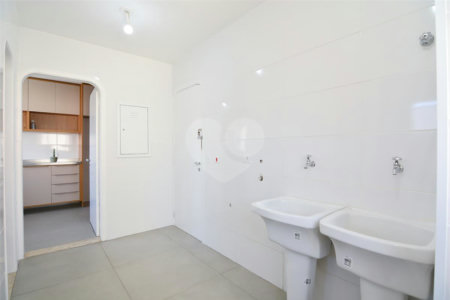 Apartamento à venda com 4 quartos, sendo 2 suítes,  em Brooklin Paulista, São Paulo, SP