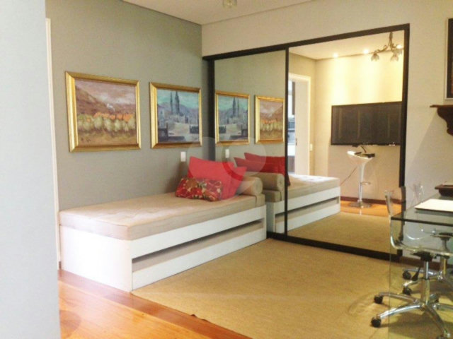 Apartamento à venda com 4 suítes em Panamby, São Paulo, SP