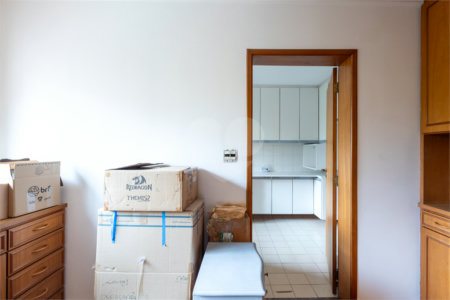 Apartamento à venda com 4 quartos, sendo 3 suítes,  em Jardim Monte Kemel, São Paulo, SP