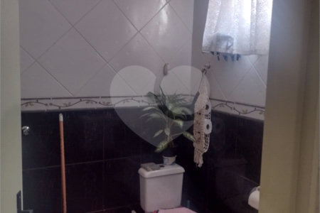 Casa térrea para venda.