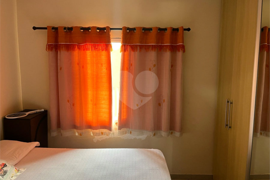 Casa à venda com 2 quartos no condomínio Vivenda da Serra, São Paulo - SP