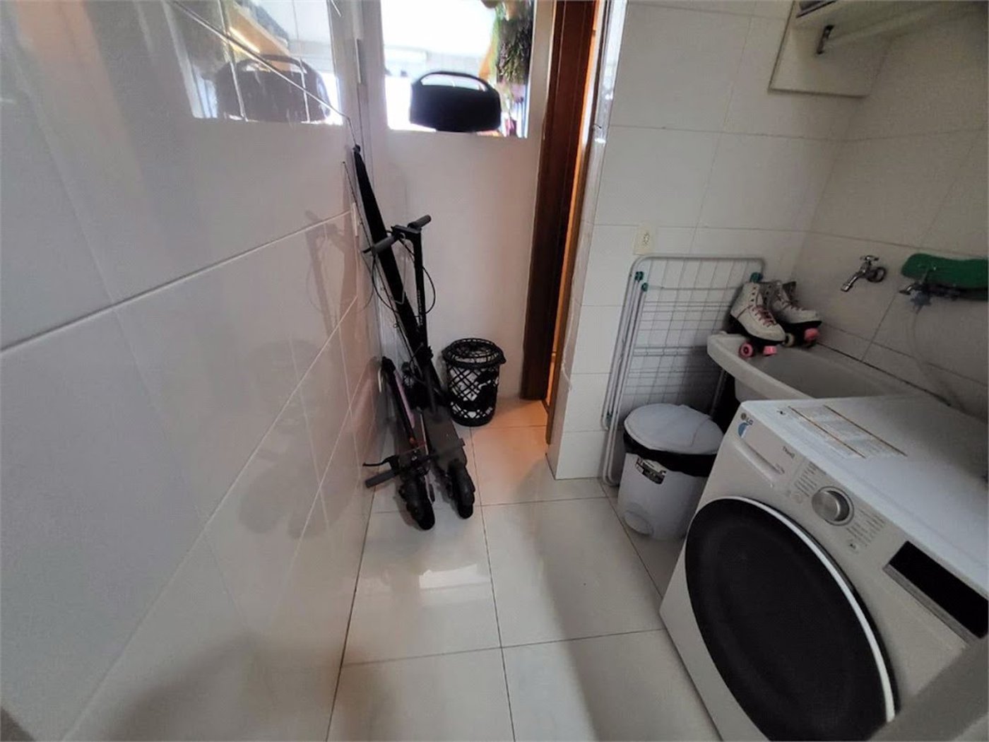 Apartamento Residencial à venda, Gonzaga, Santos - AP1097.