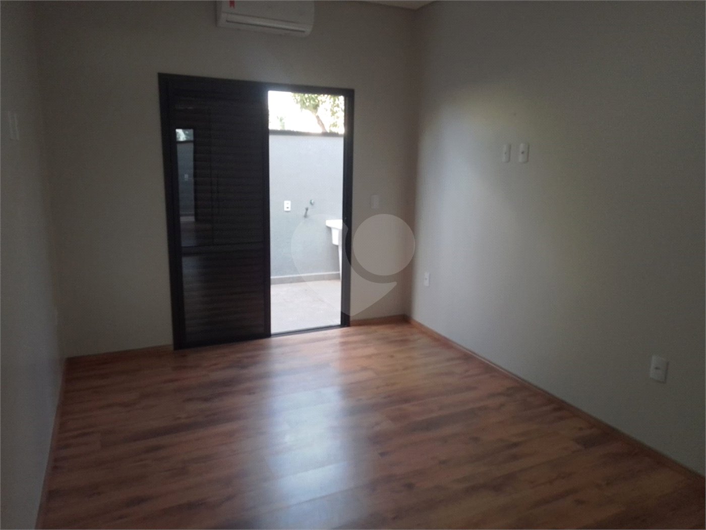 Casa à venda com 3 suítes no condomínio Villa dos Inglezes, Sorocaba - SP