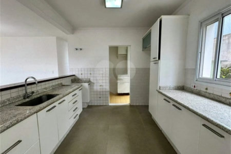 Casa à venda com 3 quartos, sendo 1 suíte,  no condomínio Residencial Recanto dos Paturis, Vinhedo - SP