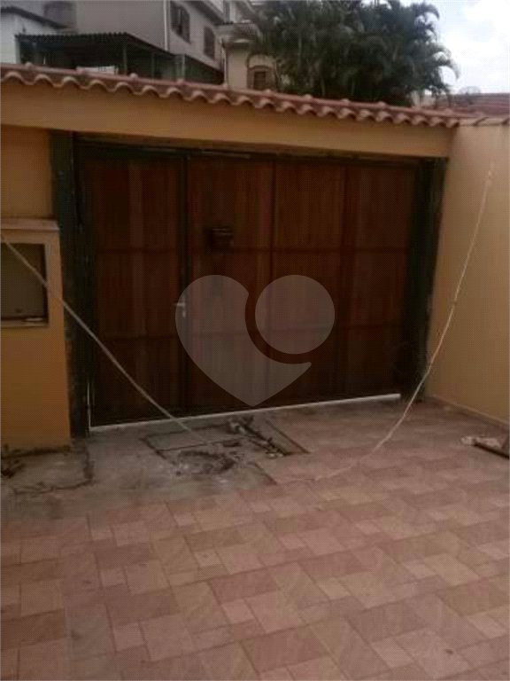Sobrado à venda com 3 quartos, sendo 1 suíte, em Jardim Monte Kemel, São Paulo, SP
