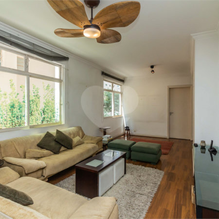 Apartamento à venda com 3 quartos, sendo 1 suíte, em Itaim Bibi, São Paulo, SP