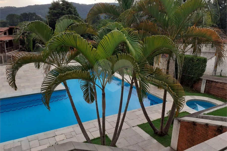 Casa à venda com 8 quartos, sendo 2 suítes, em Serra da Cantareira, Mairiporã, SP