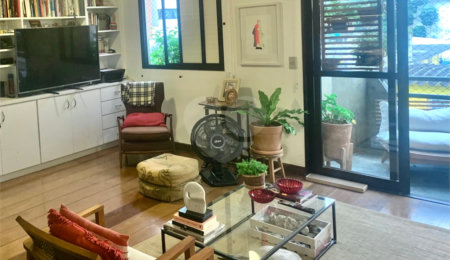 Apartamento à venda com 2 quartos, sendo 1 suíte, em Real Parque, São Paulo, SP
