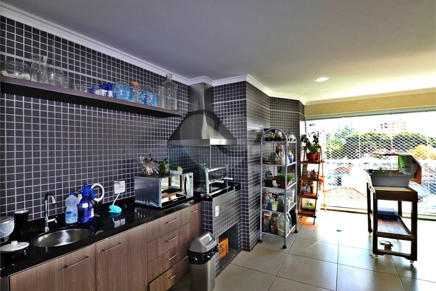 Apartamento à venda com 3 suítes em Santa Teresinha, São Paulo, SP