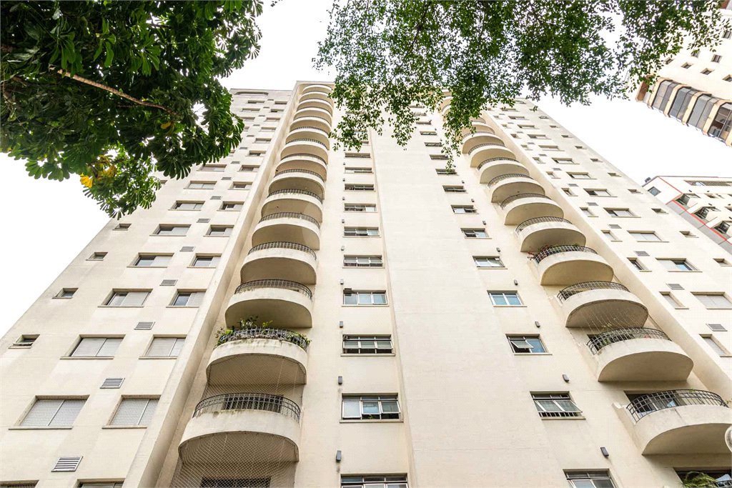 Cobertura à venda com 3 quartos, sendo 2 suítes, em Indianópolis, São Paulo, SP