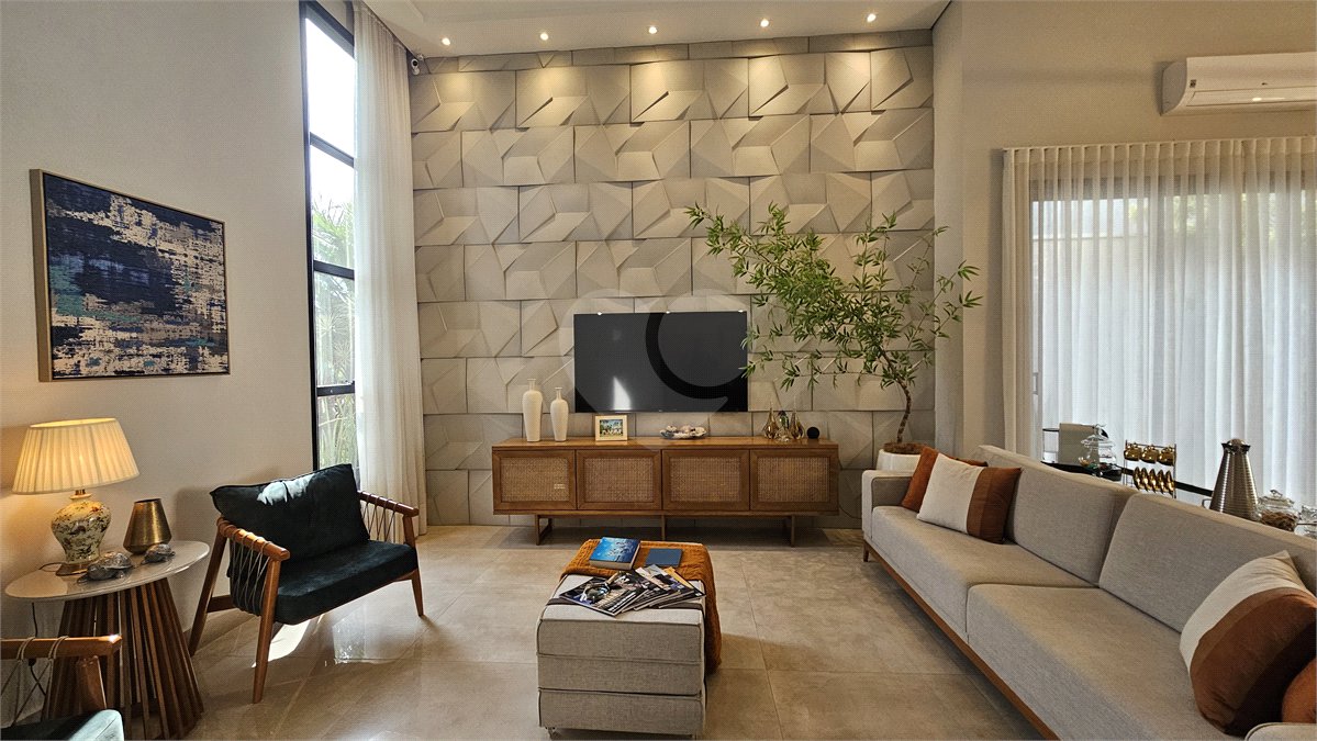 Casa à venda com 4 suítes no condomínio Residencial Helvetia Park, Indaiatuba - SP