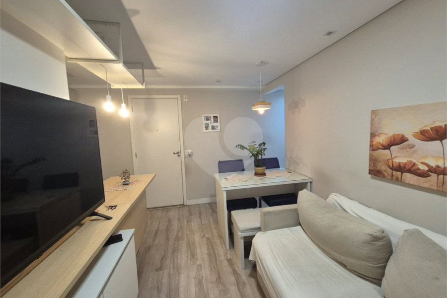 Apartamento à venda com 2 quartos em Campo Limpo, São Paulo, SP