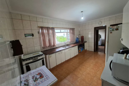 Casa à venda com 4 quartos, sendo 3 suítes,  no Centro, Indaiatuba, SP