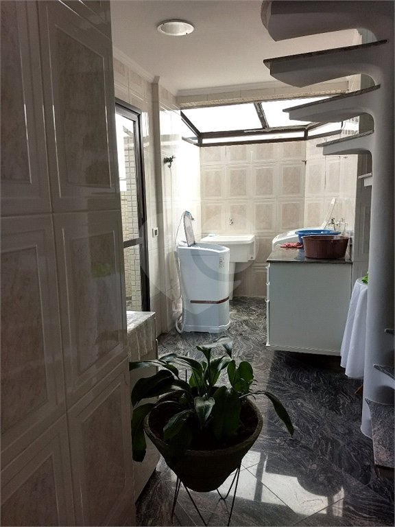 Triplex à venda com 4 suítes em Vila Paulicéia, São Paulo, SP