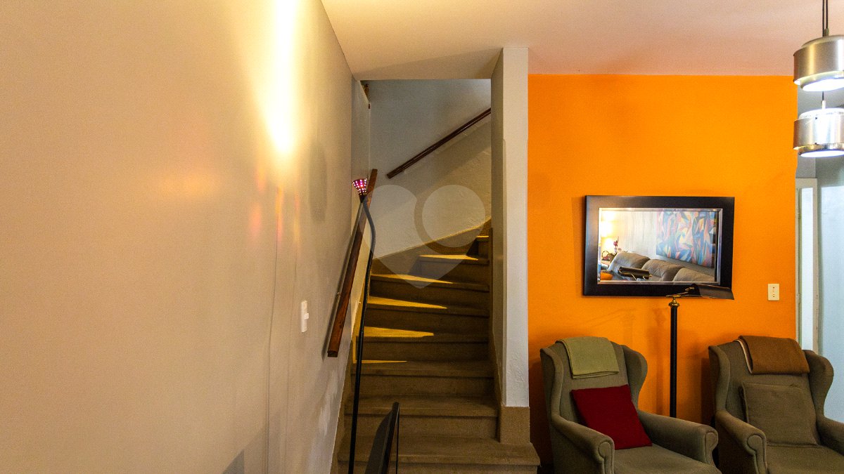 Casa à venda com 3 quartos, sendo 1 suíte, em Vila Cordeiro, São Paulo, SP