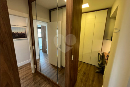 Apartamento à venda com 3 suítes em Campo Belo, São Paulo, SP