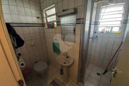 Casa Térrea à venda com 3 quartos em Jardim Maria Virginia, São Paulo, SP