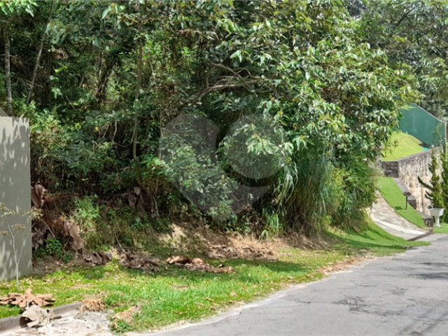 Terreno à venda no condomínio Alpes da Cantareira, Mairiporã - SP