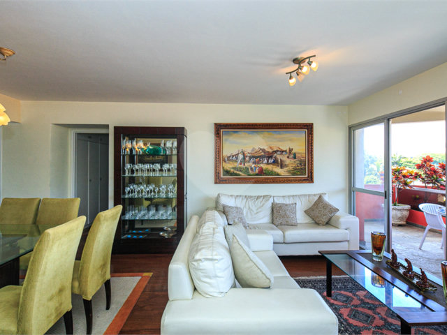 Apartamento à venda com 3 quartos, sendo 1 suíte,  em Chácara Santo Antônio, São Paulo, SP