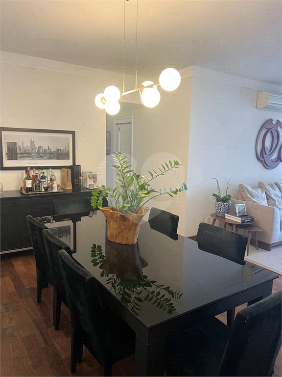 Apartamento à venda com 4 quartos, sendo 2 suítes,  em Brooklin Paulista, São Paulo, SP