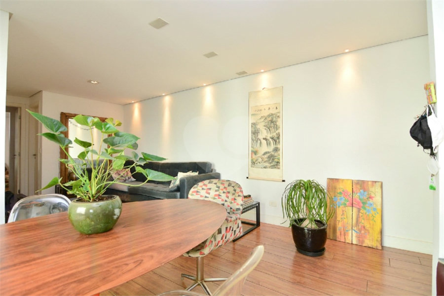 Apartamento à venda com 3 quartos, sendo 1 suíte, em Santana, São Paulo, SP