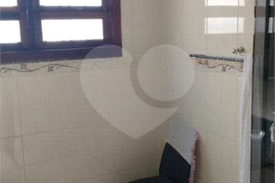 Sobrado à venda com 3 quartos, sendo 1 suíte,  em Vila Guilherme, São Paulo, SP