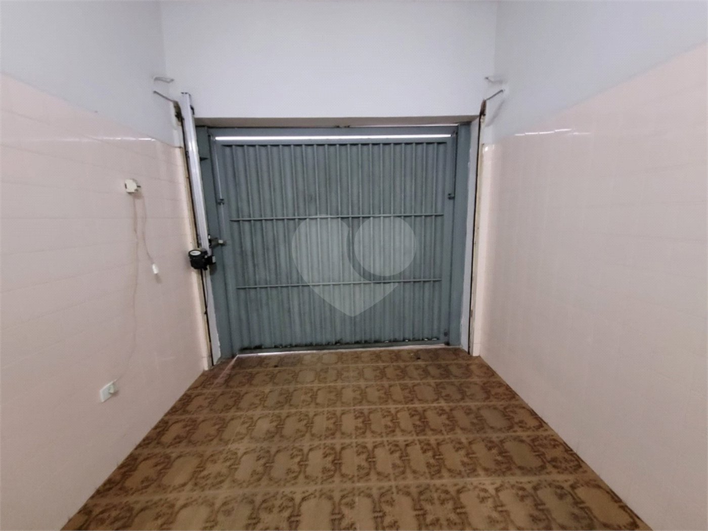 Sobrado à venda com 4 quartos em Vila Jurema, Ferraz de Vasconcelos, SP