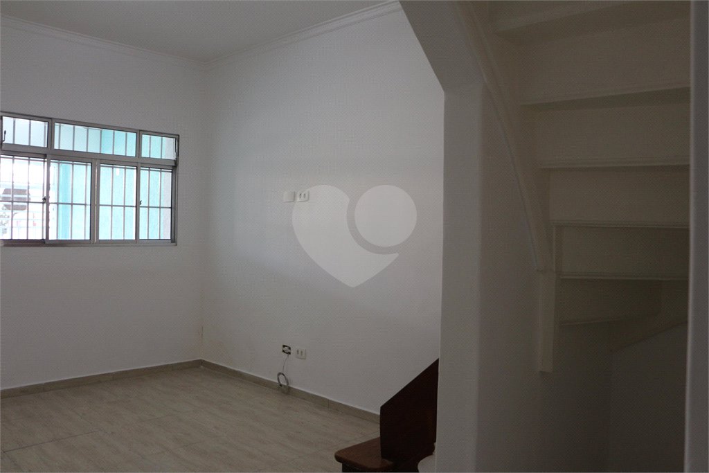 Casa à venda com 2 quartos, sendo 1 suíte,  em Vila Moreira, São Paulo, SP