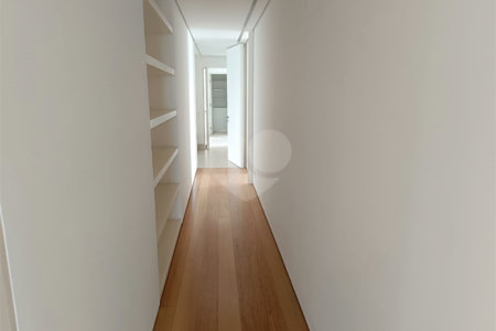 Apartamento à venda ou para alugar com 3 suítes em Pinheiros, São Paulo, SP