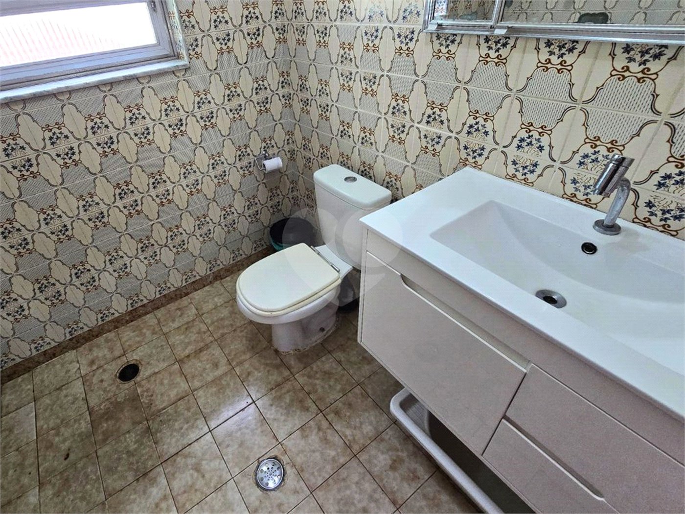 Sobrado à venda com 3 quartos, sendo 1 suíte, em Vila Sabrina, São Paulo, SP