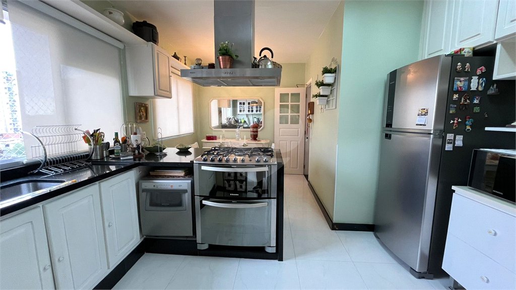 Apartamento à venda com 3 suítes em Fazenda Morumbi, São Paulo, SP