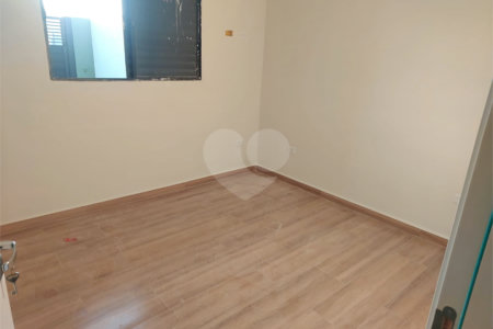 Casa Térrea à venda com 3 quartos, sendo 1 suíte, em Residencial Jardins da Catalunha, Atibaia, SP