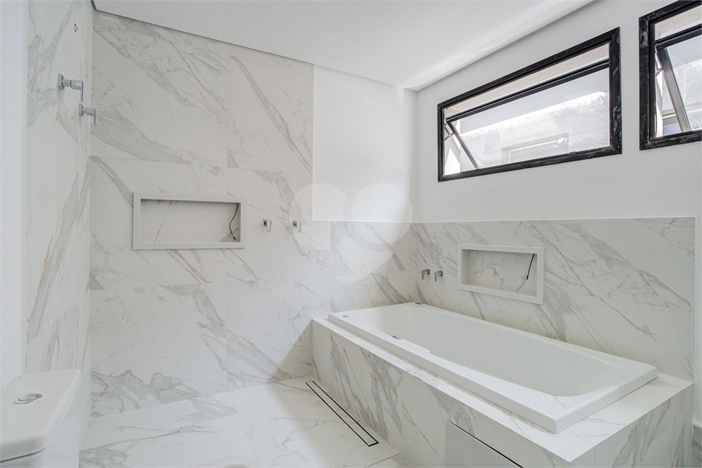 Casa à venda com 4 suítes no condomínio Hípica Max Garden, São Paulo - SP