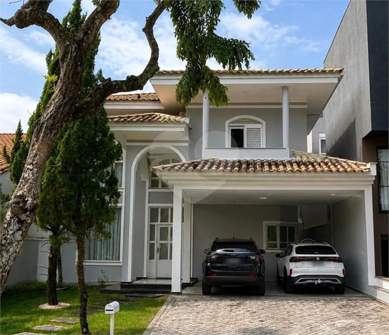 Casa à venda com 4 suítes no condomínio Tivoli, Sorocaba - SP