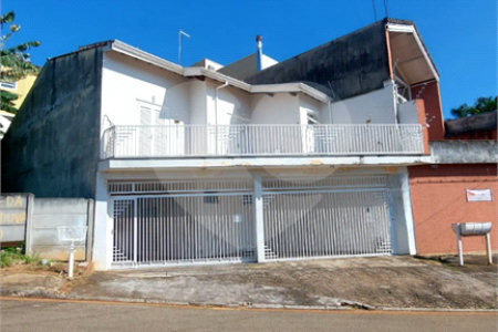 Sobrado à venda com 4 quartos, sendo 2 suítes, em Jardim Paulista, Atibaia, SP