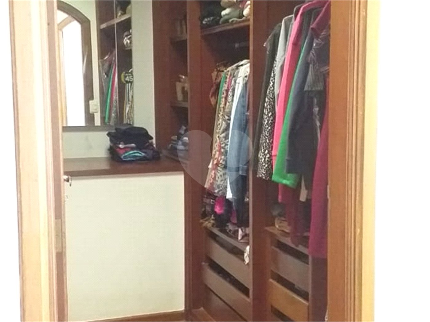 Sobrado à venda com 4 quartos, sendo 3 suítes, em Palmas do Tremembé, São Paulo, SP