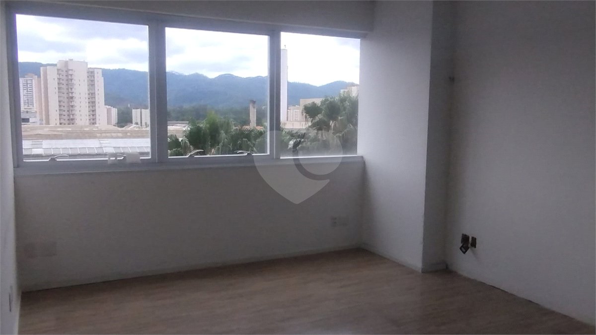 Sala à venda em Jardim Armênia, Mogi das Cruzes, SP