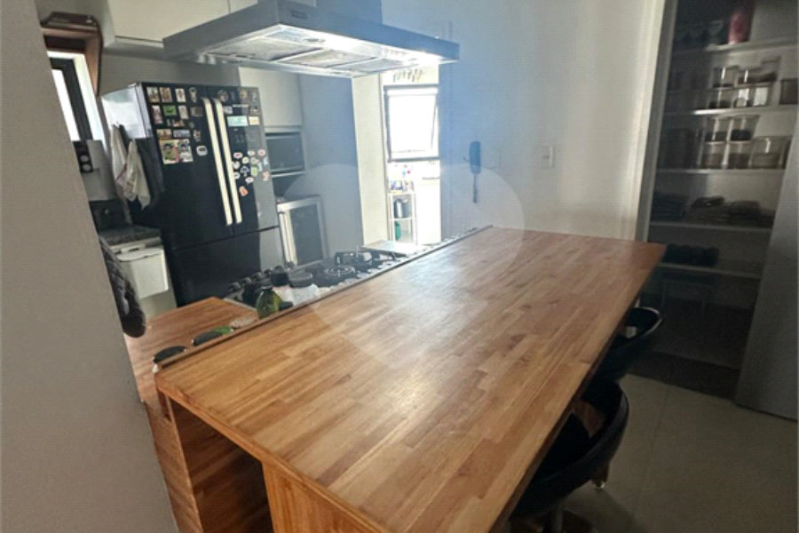Apartamento à venda com 3 quartos, sendo 2 suítes,  em Morumbi, São Paulo, SP