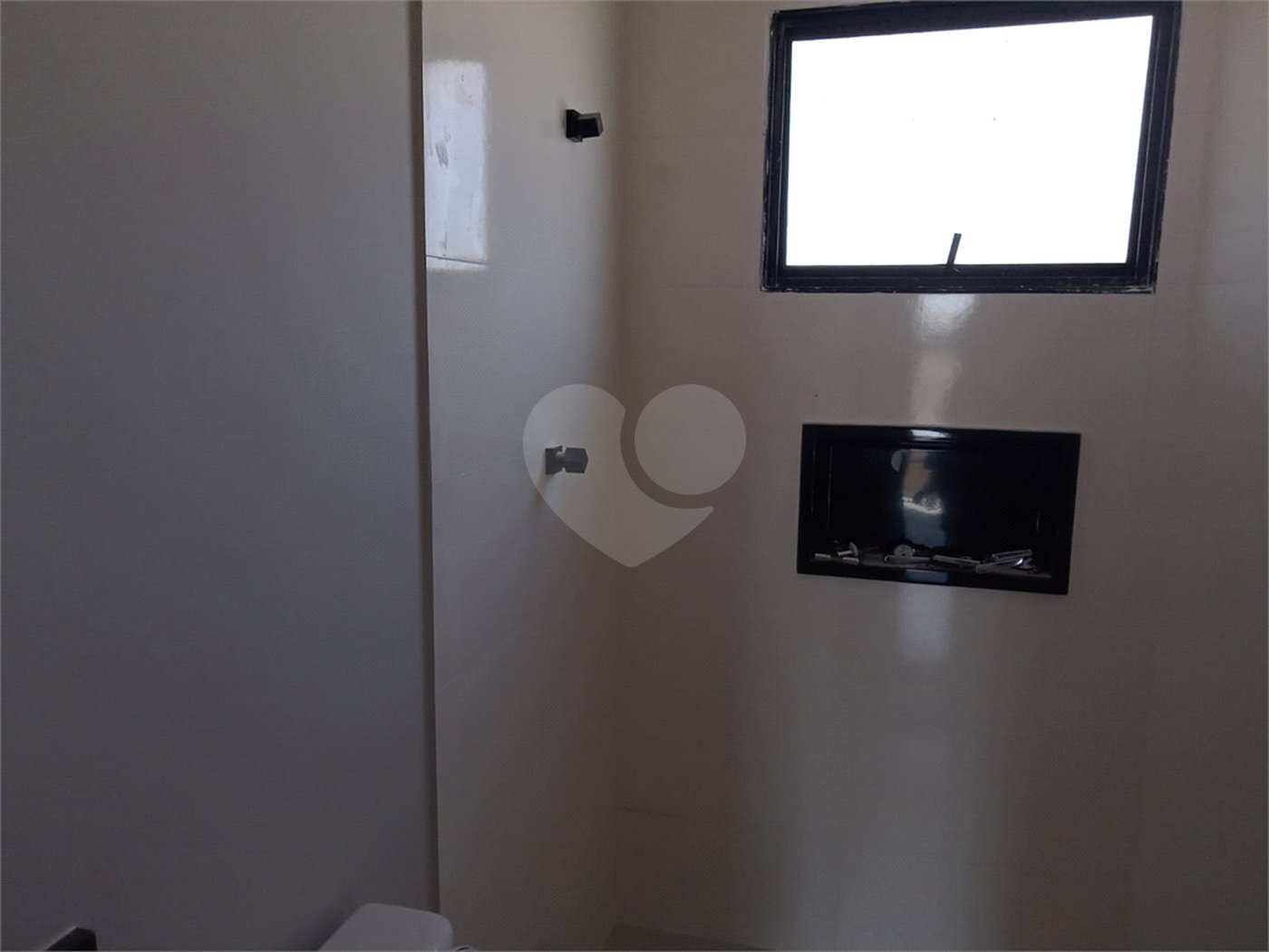 Apartamento à venda com 2 quartos no Centro, Bom Jesus dos Perdões, SP