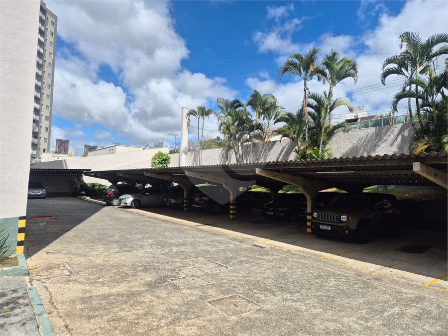 Apartamento à venda com 3 quartos, sendo 1 suíte,  em Parque Santana, Mogi das Cruzes, SP