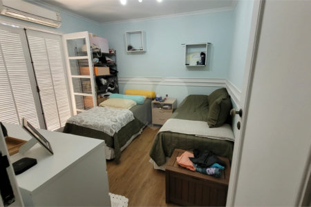 Casa de Vila à venda com 3 quartos, sendo 2 suítes, em Jardim Marajoara, São Paulo, SP