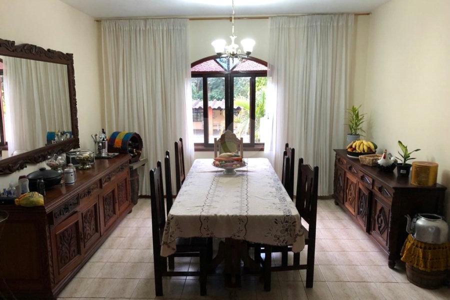 Casa Térrea à venda com 3 quartos, sendo 1 suíte,  em Olho D'água, Mairiporã, SP