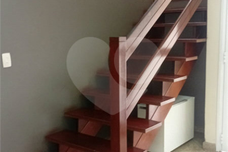 Casa à venda com 4 quartos, sendo 2 suítes, no condomínio Canamari, São Paulo - SP