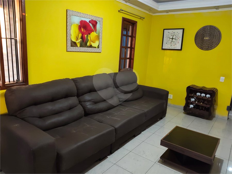 Casa à venda com 3 quartos, sendo 1 suíte, em Jardim Santa Clara, Guarulhos, SP
